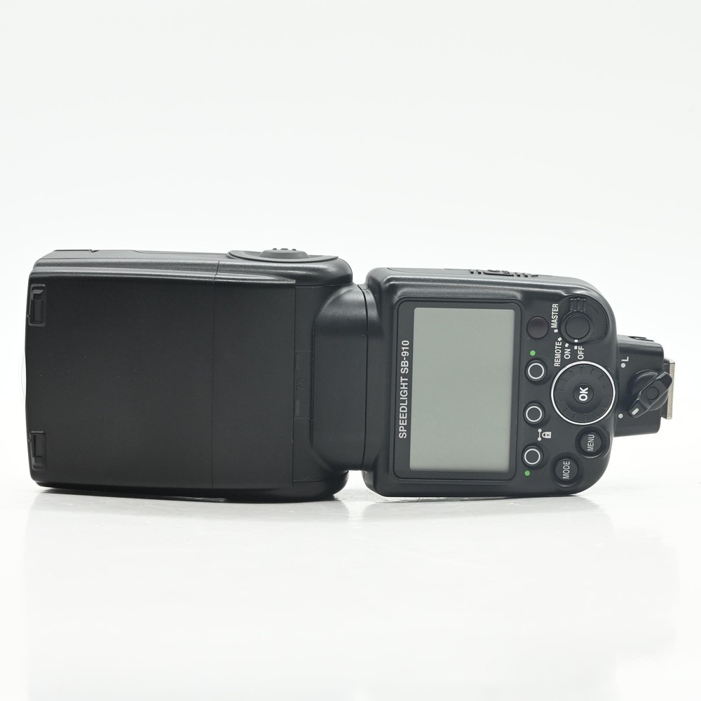 Nikon SB-910 Speedlight Shoe Mount Flash SB910 #926