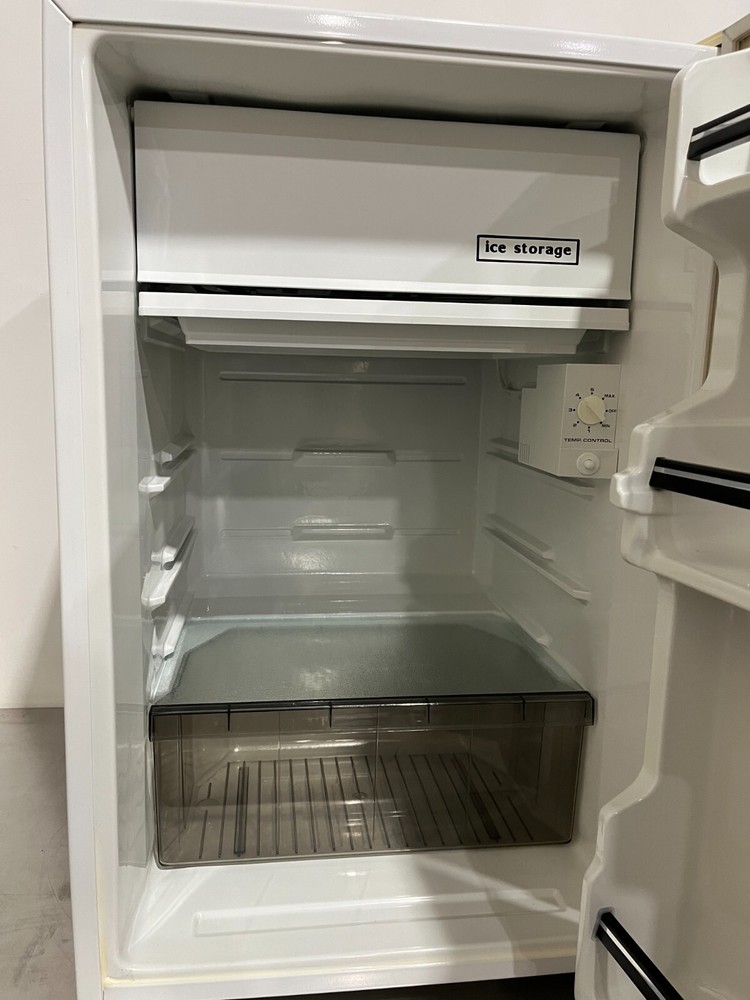 VWR Scientific Undercounter Refrigerator R406GABA