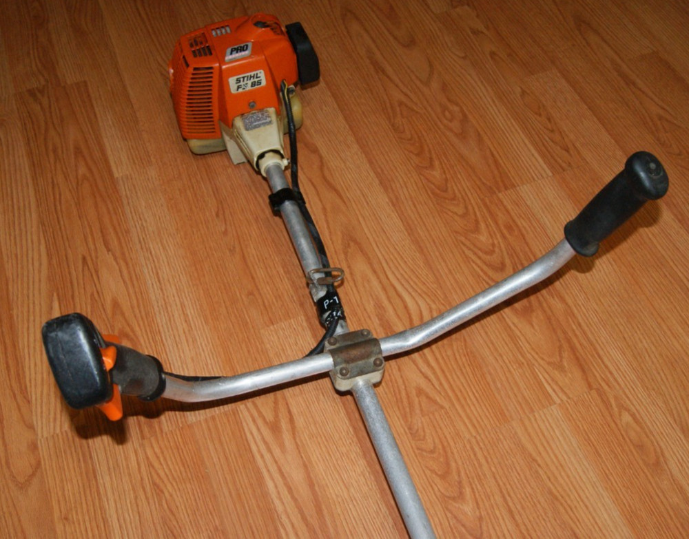 STIHL FS85 PRO STRING TRIMMER WITH BICYCLE HANDLE