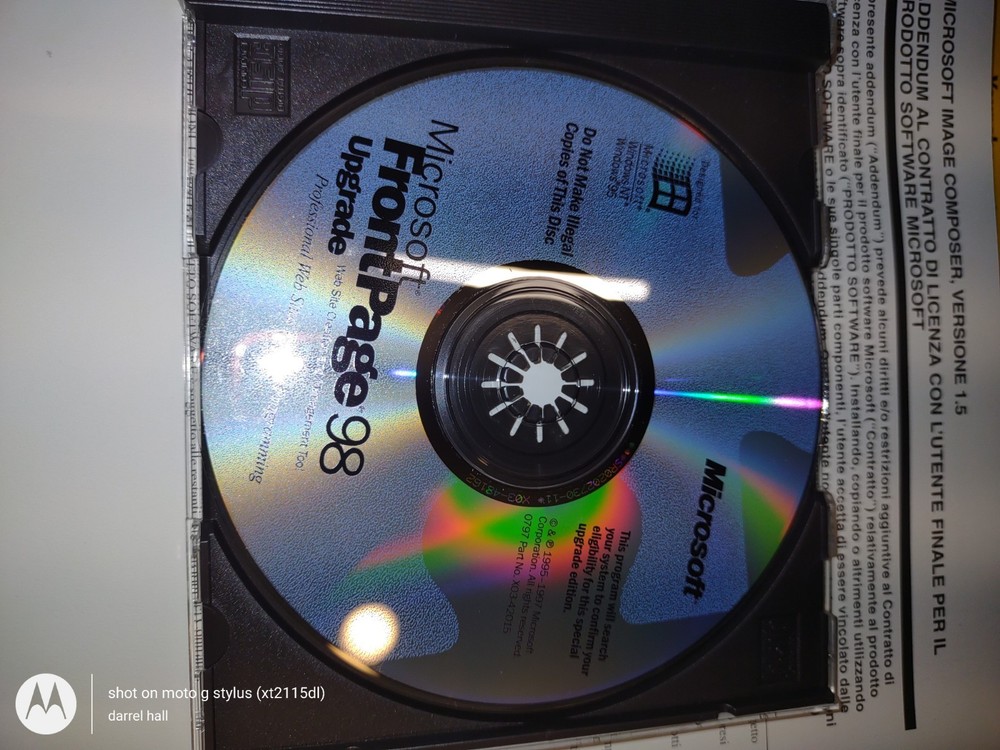 Vintage Microsoft Frontpage 98 Upgrade Software For Windows CD-ROM