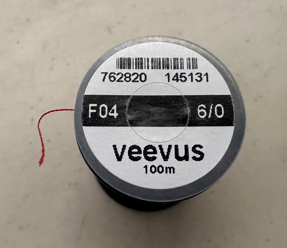 VEEVUS 6/0 Red 100m Thread One Spool