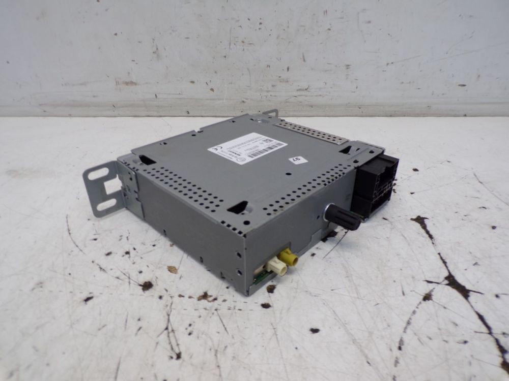 Radio/Navigation System Combination Code Not Available! fits Renault Zoe