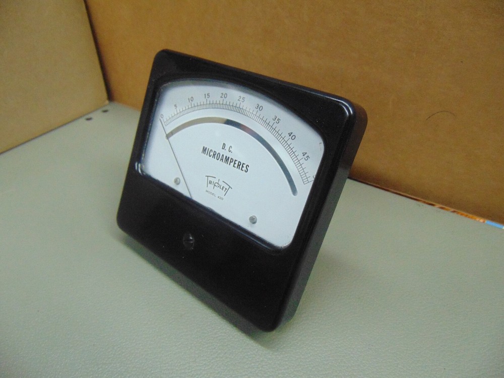 NOS Triplet 0 to 50 DC Microamperes Panel Meter model 420