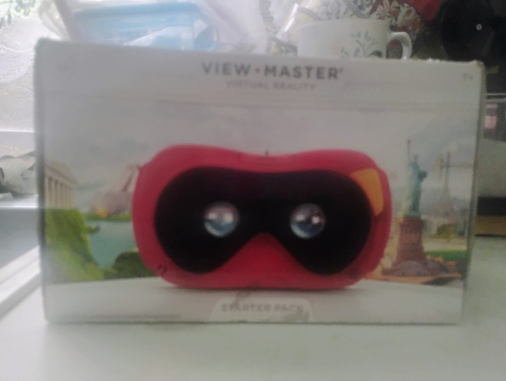 Mattel View-Master Virtual Reality Headset VR Starter Pack