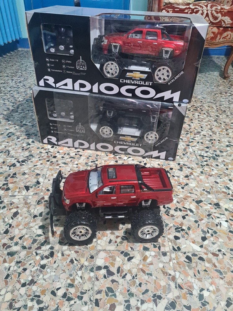 Chevrolet Avalanche Radiocom Car