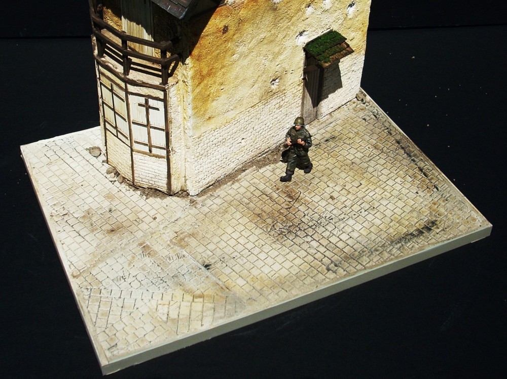 Dioramas Plus 1/35 Scale Diorama Base DP17 Juno Beach House D-Day Includes Base