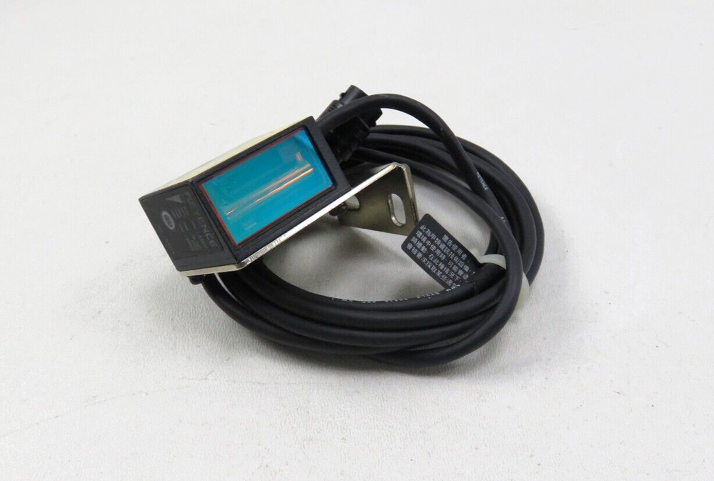 Keyence BL-1301 Digital Laser Barcode Reader