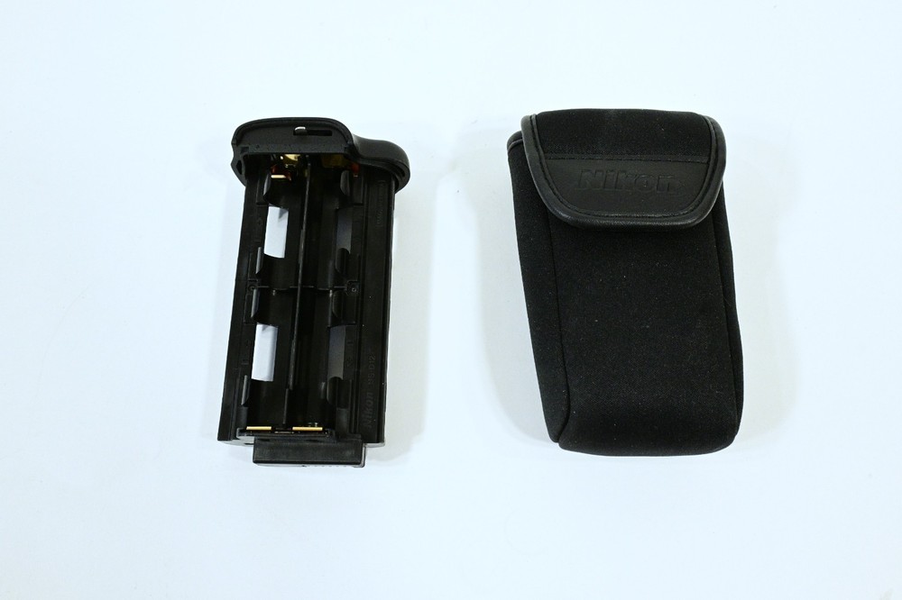 Nikon MB-D17 Multi Power Battery Pack for Nikon D500
