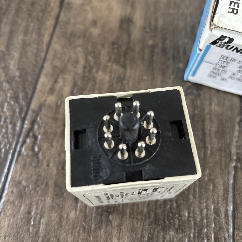 PUNA AH3-1 Timing Delay Relay