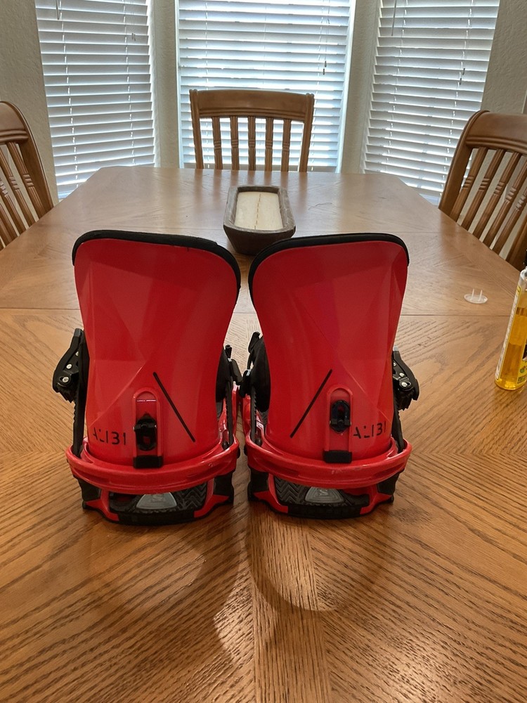 Salomon Alibi Snowboard Bindings Medium