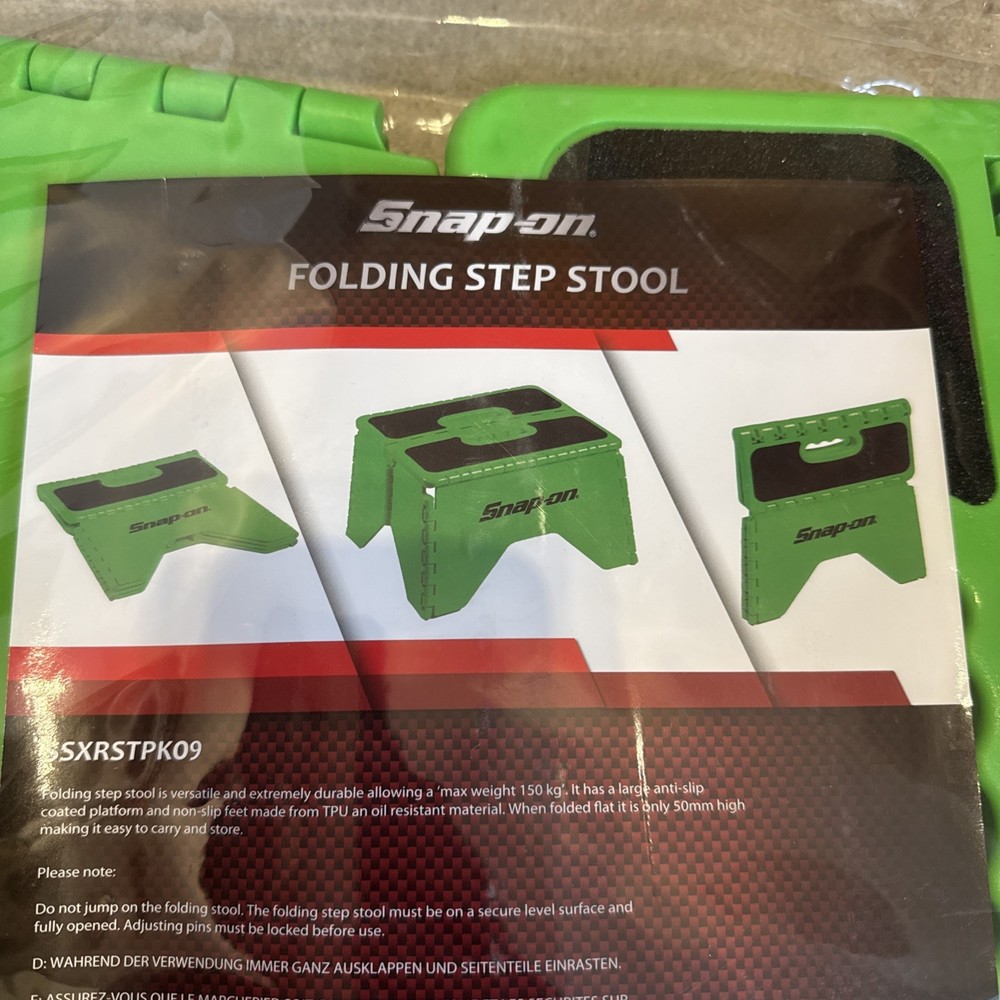Snap On Folding Step / Stool In Green NEW