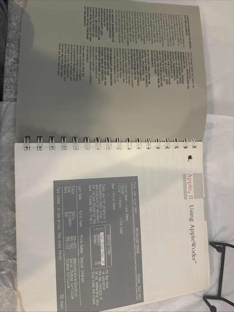 Vintage 1986 Apple II Using AppleWorks Tutorial Book Manual RARE HTF