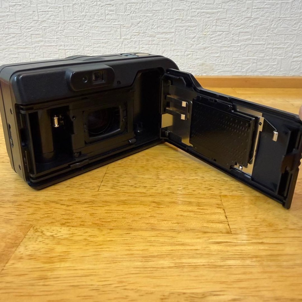 Canon Autoboy A Compact Film Camera with Panorama Function Tested