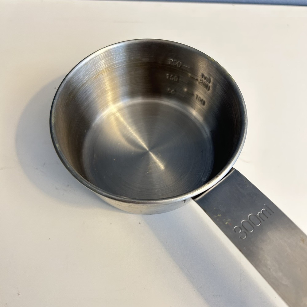 Stainless Steel Measuring Cup 300ml with handle