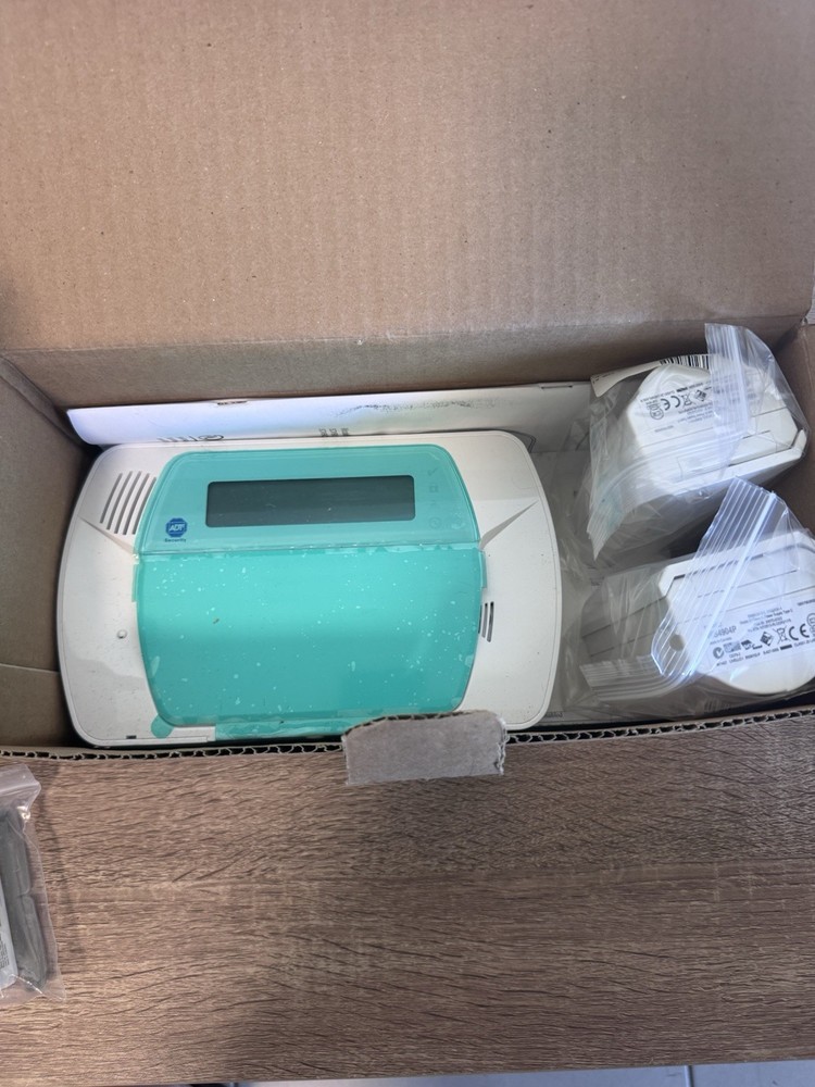 DSC Impassa Self-Contained Wireless Security System