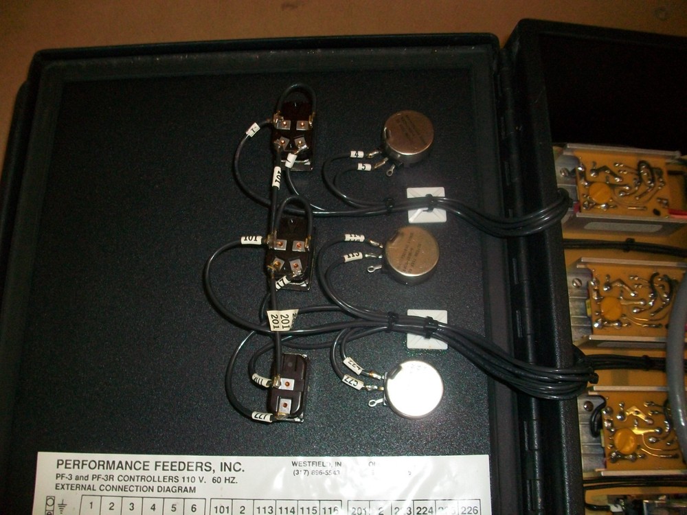 PERFORMANCE FEEDERS PF-3 FEEDER CONTROL PANEL USED FREE SHIPPING