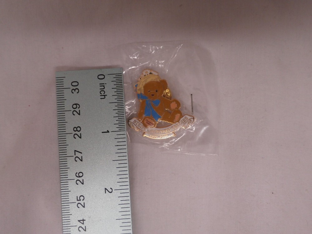 Steiff Cherished Teddies 1999-2000 Pin