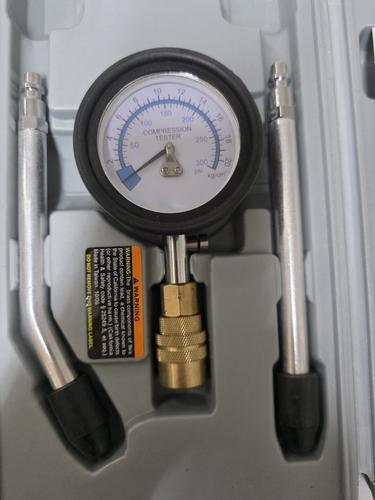 Harbor Freight Tools 39224 Compression Test Kit