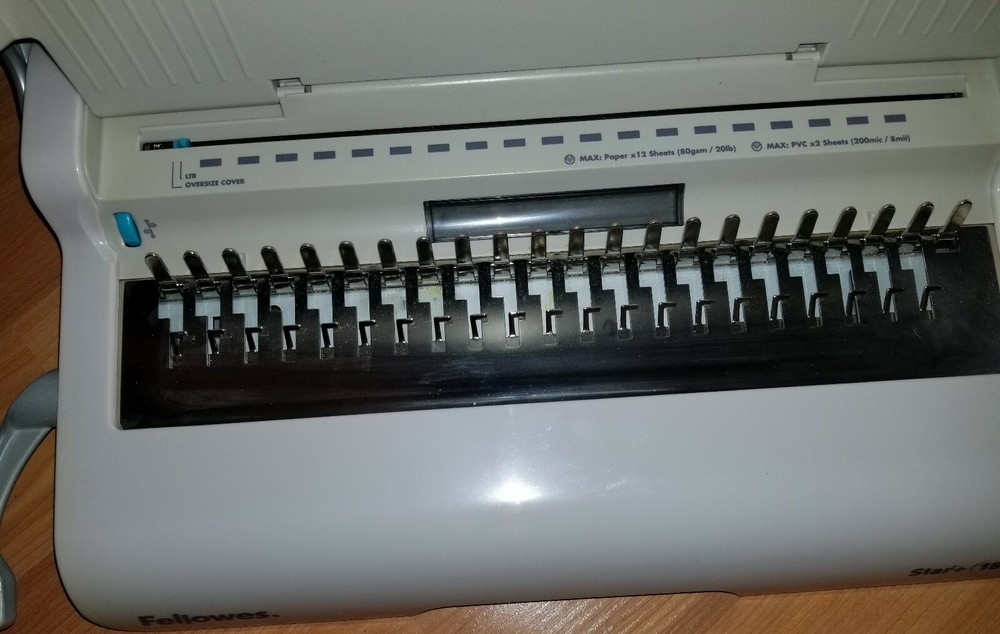 Fellowes Star 150 Manual Comb Binding Machine - WORKS!