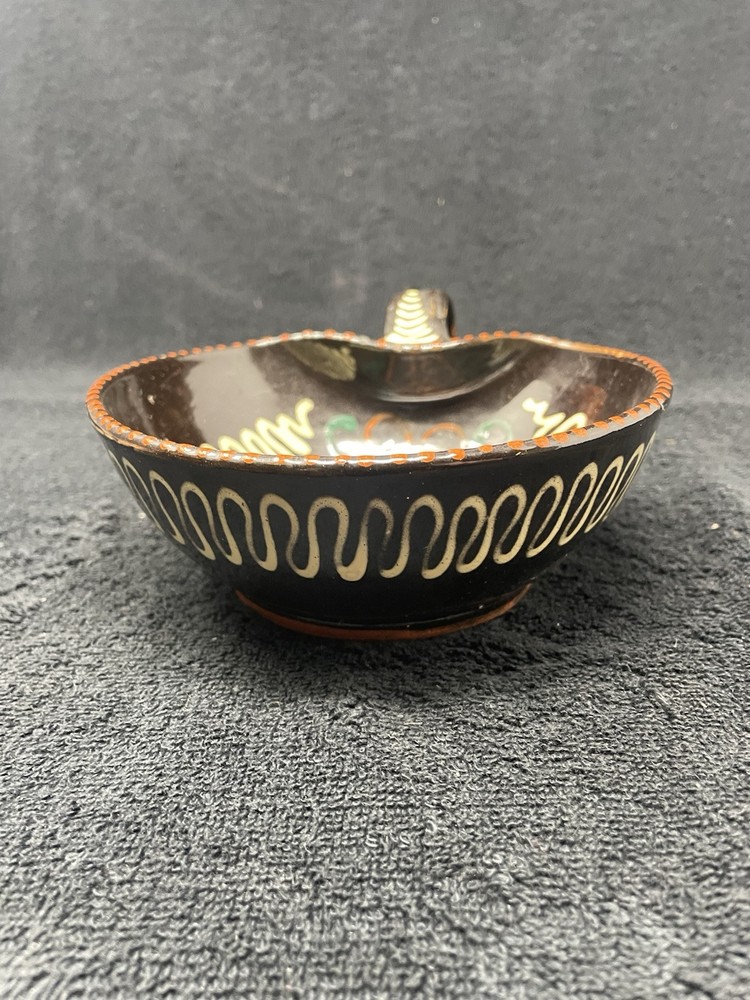 Handerbelt Germany Ceramic Art Nappy Dish