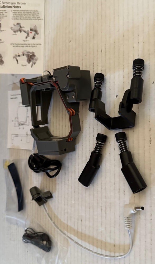 Dual Release Dropping Device For Mavic Pro