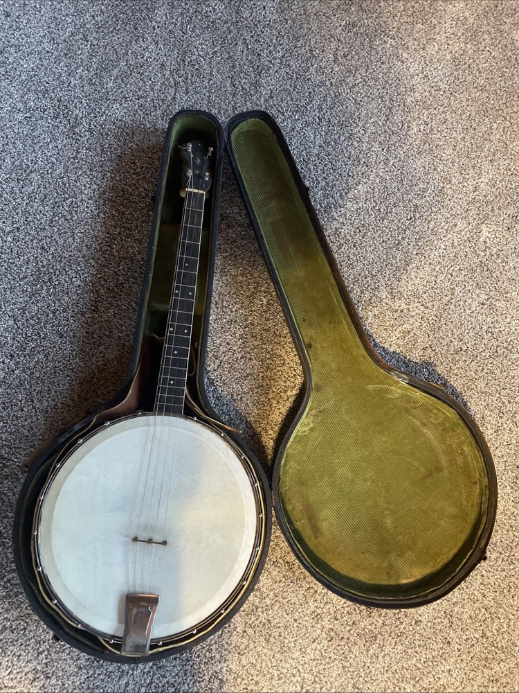 Wurlitzer 4 String Tenor Banjo. Hubcap Back