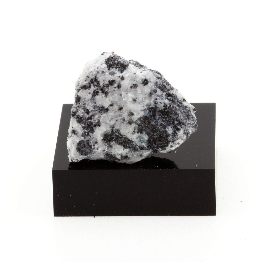 Ludwigite. 31.1 Ct. Germany.