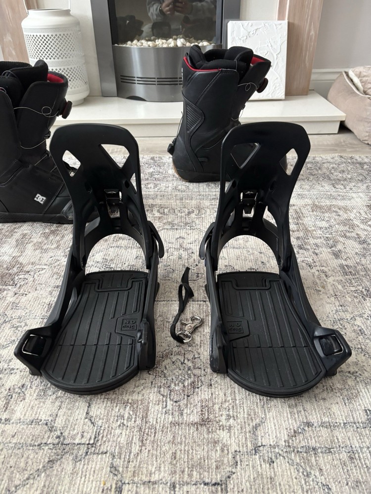Burton Step On Bindings And DC Step On boots