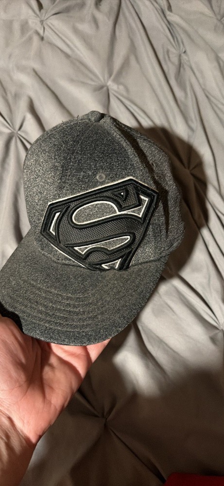 Superman Gray Hat with Black Logo dc