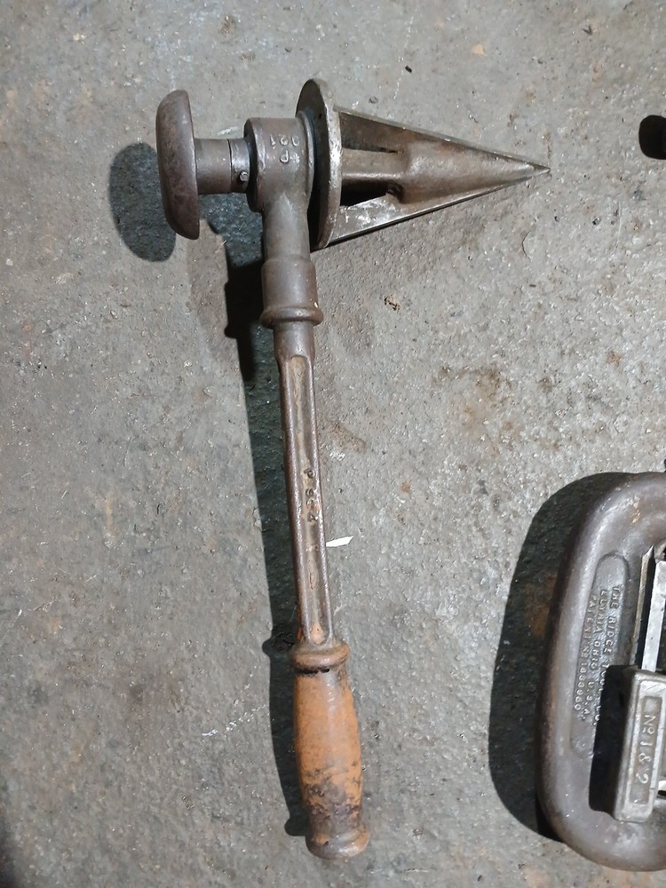 Vintage Mueller Pipe Reamer & Ridgid Pipe Cutter Plumbing Tools