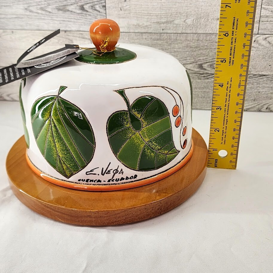 Napa Montecristi Ceramic Cheese Dish container with Wood Base Signed Leaf Design