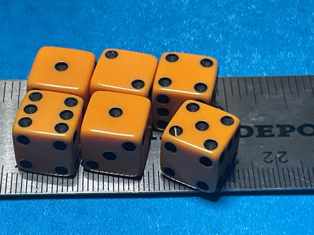 6——-SMALLER BAKELITE DICE WITH MISMATCHED PIPS ———--D-1