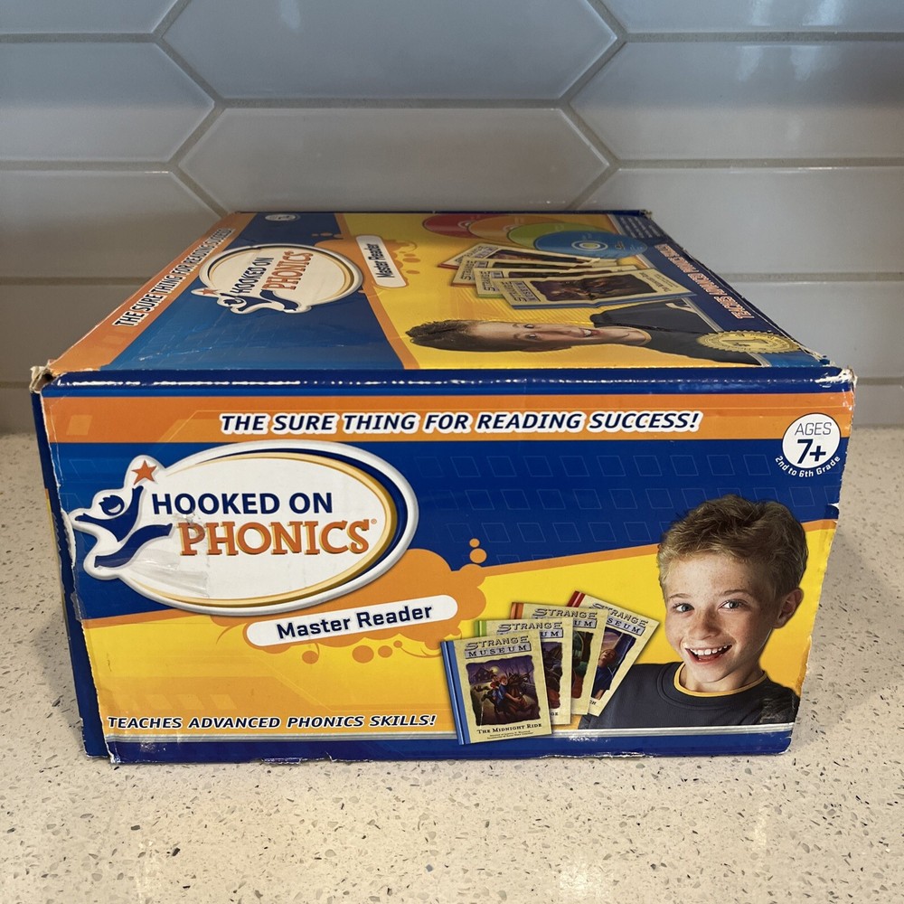 Hooked on Phonics Master Reader 2nd to 6th Grade 7+ Years Old - Complete In Box