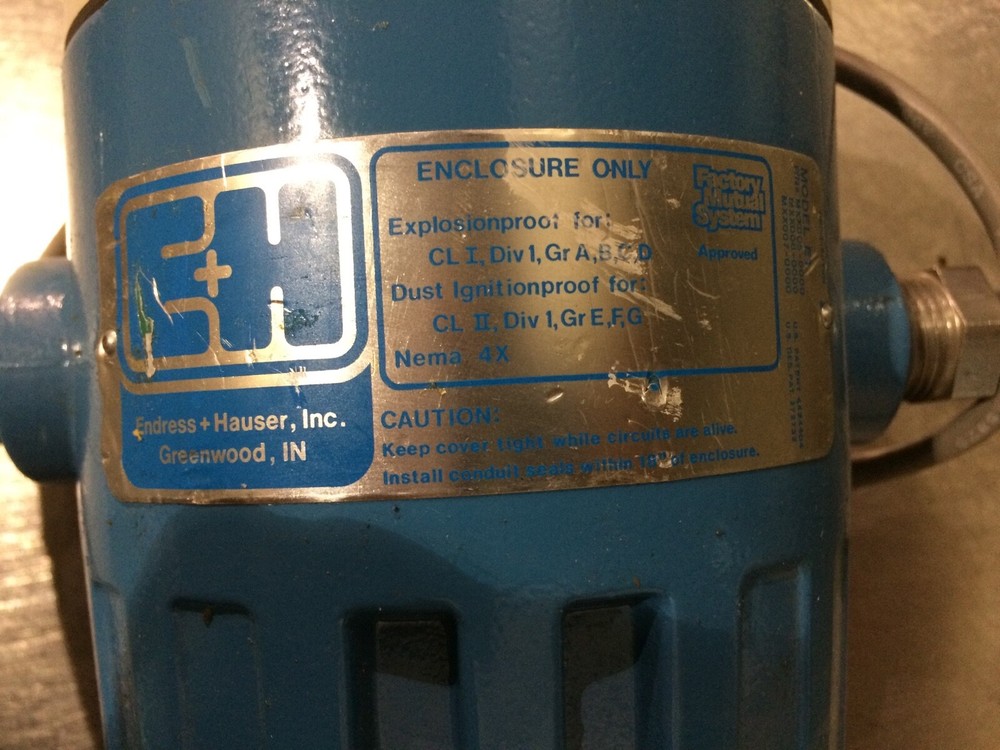 Endress & Hauser model MBA036-000 level switch
