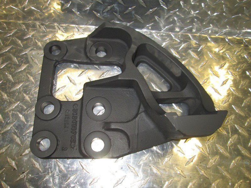 International Maxxforce 13 Engine Mount 3624307C2 (548-11240)