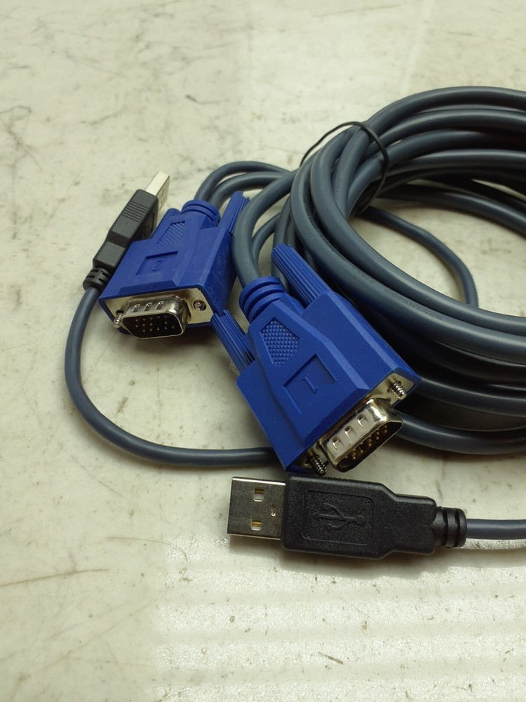 Black Box ServSwitch Micro Control 2 Computers W/ 1 Keyboard KVM Switch KV402A