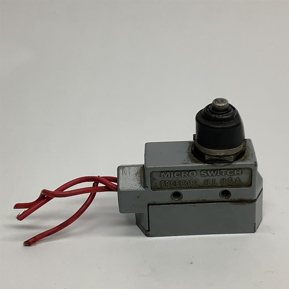 Used Honeywell BZE6-2RN62 Micro Switch P2