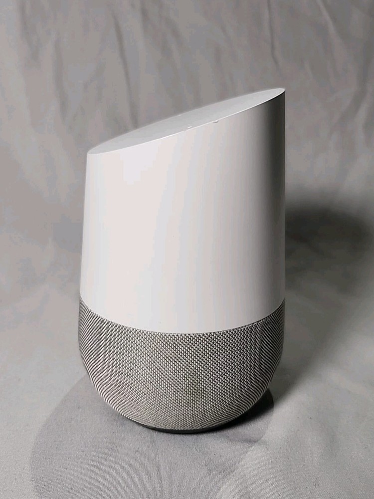Used Google GA3A00417A14 Smart Speaker Google Assistant White!