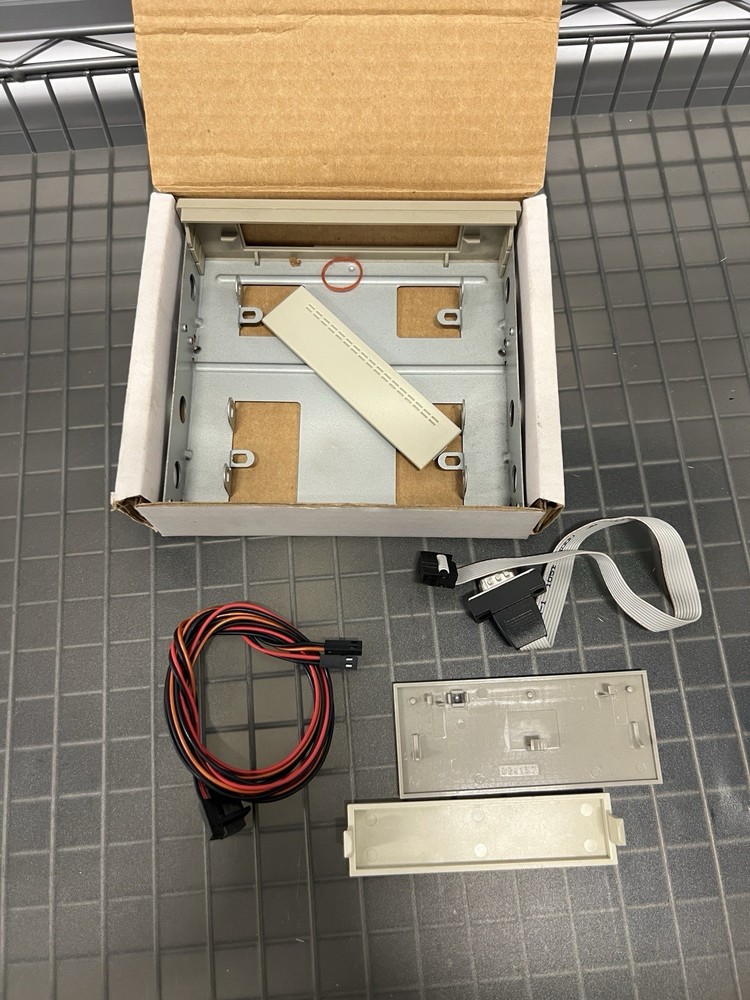 MF-520 5.25” Universal Mounting Frame for 3.5” Micro Floppy Drive Kit