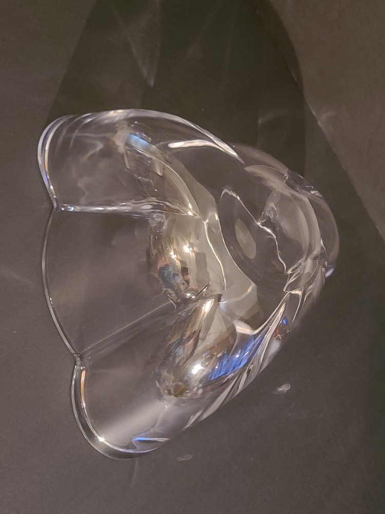 THICK HEAVY GLASS 9" Mikasa Marquesa Triangle Ruffle Bowl Triangular