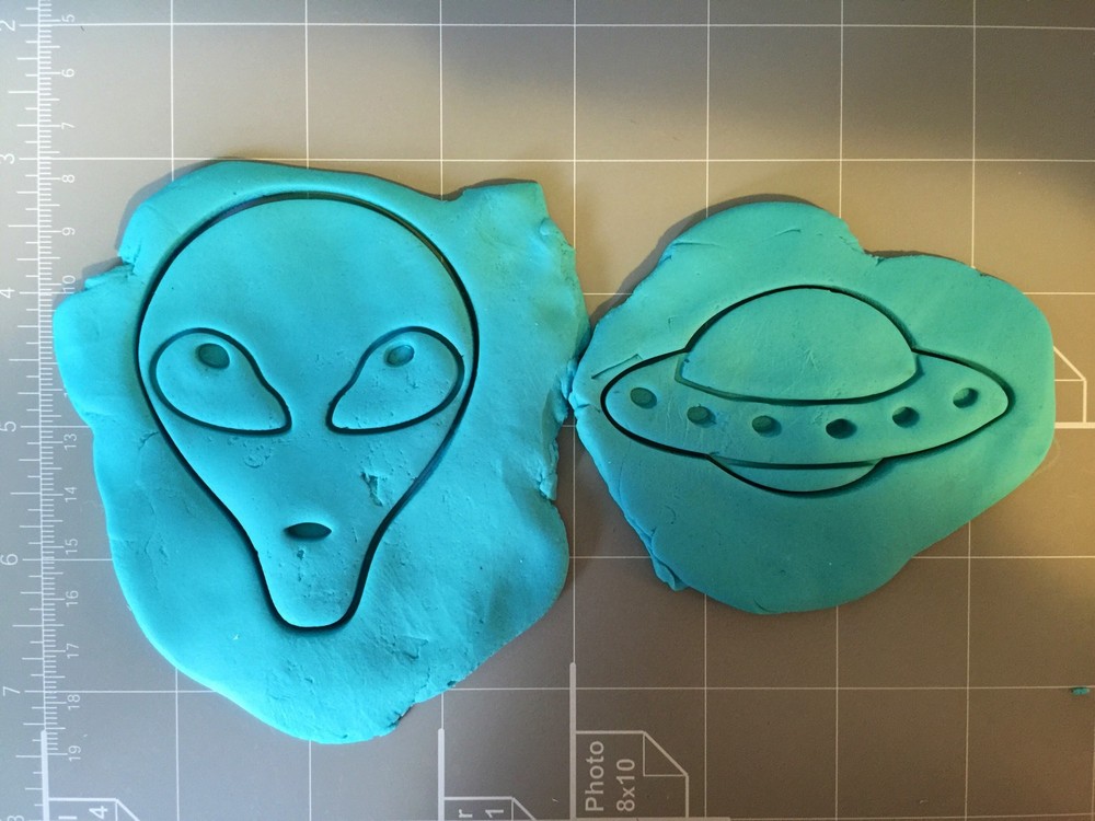 Alien And UFO Cookie Cutter Set