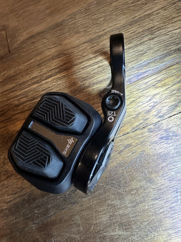 SRAM AXS POD Ultimate D1 Controller w/Discrete Clamp Left or Right