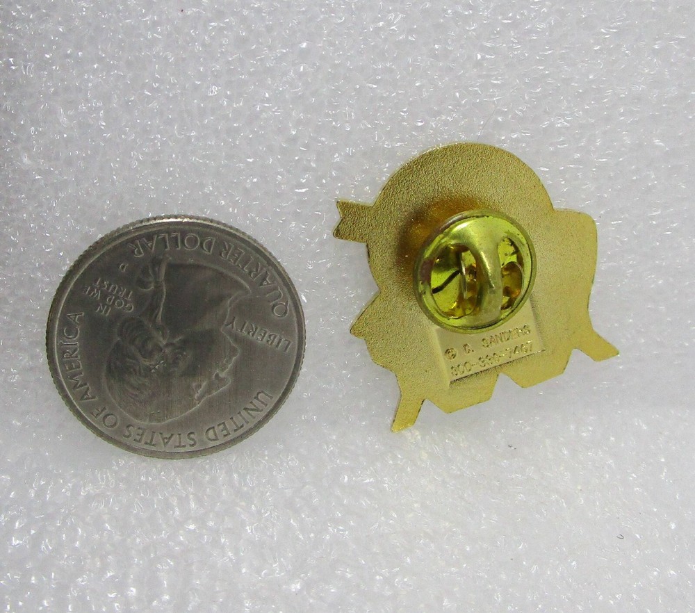 Teamwork - Holding Globe Pin