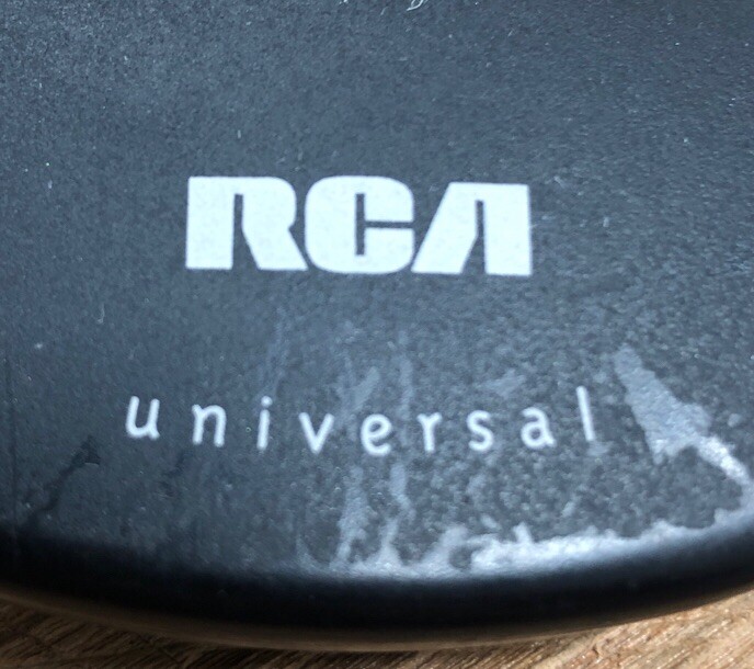 Used RCA Universal Remote Controller Sub 7 8R18064.