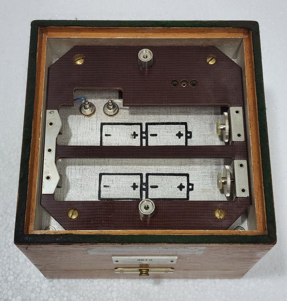 GLASHUTTE PRECISION MARINE QUARTZ CHRONOMETER TYP 1-71