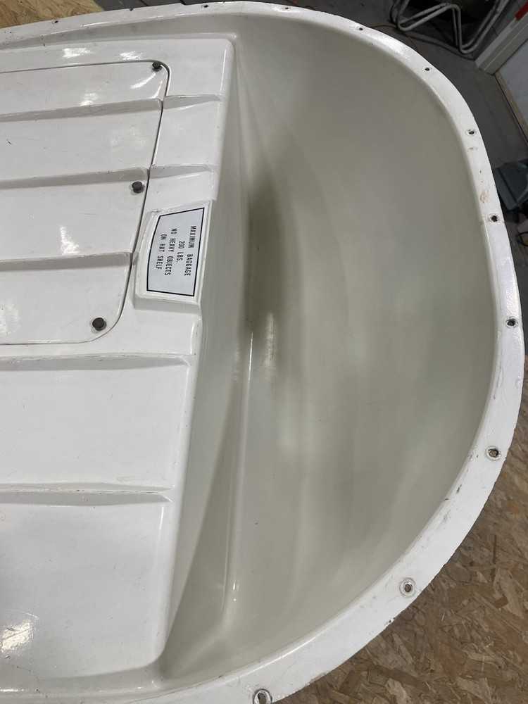 Aircraft Interior Hat Rack/Baggage Shelf Panel