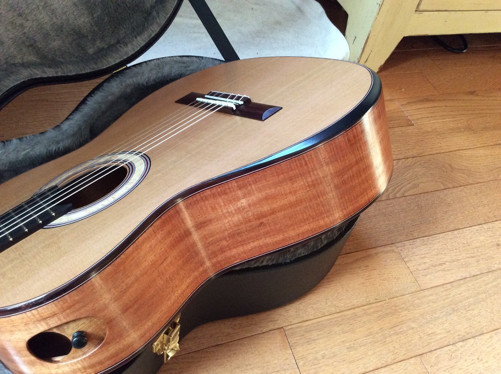 Hand-Crafted All Solid Wood Classical Guitar