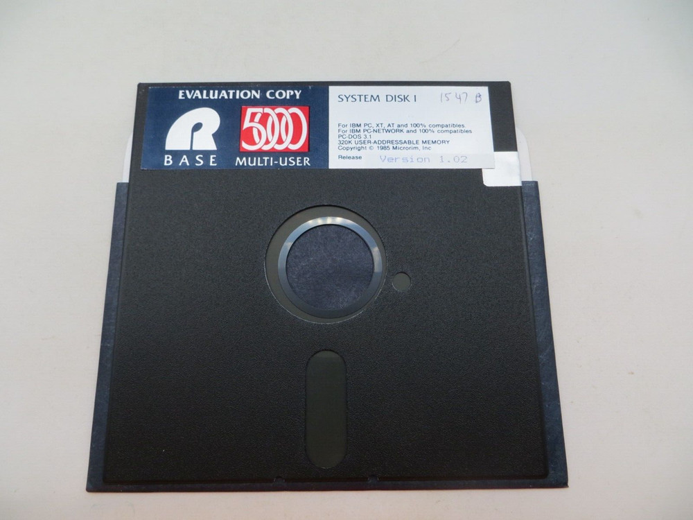 R BASE 5000 MULTI-USER VERSION 1.02 5.25" Floppy Disks Evaluation Copy 1985
