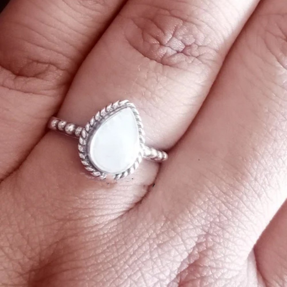 Solid 925 Sterling Silver Natural Pear Moonstone Twisted Rope Band Handmade Ring