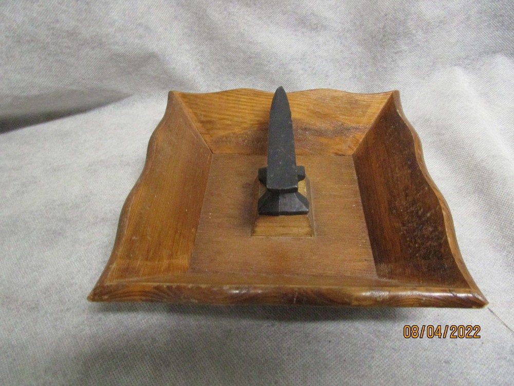 Vintage Cast Iron Anvil Nut Cracker Tray - Missing Hammer